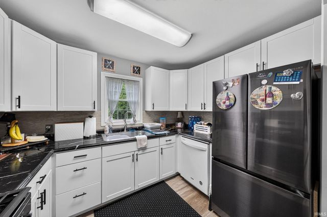 17835 Edgewood Walk, South Bend, IN 46635