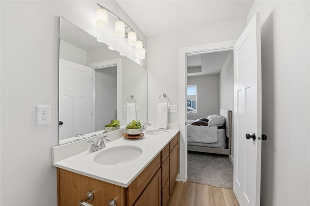 254 NW Waverly Drive, Waukee, IA 50263