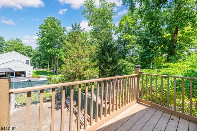 90 Emmans Rd, Roxbury Twp., NJ 07852