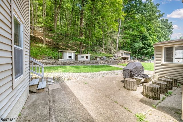 90 Emmans Rd, Roxbury Twp., NJ 07852