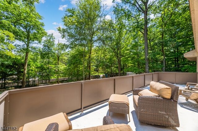 90 Emmans Rd, Roxbury Twp., NJ 07852