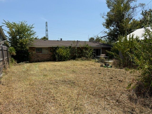 2415 Whit Drive, Mesquite, TX 75150