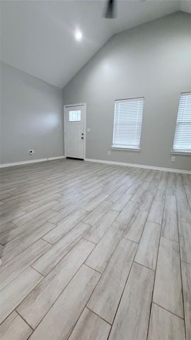 16918 W Hammon, Montgomery, TX 77316