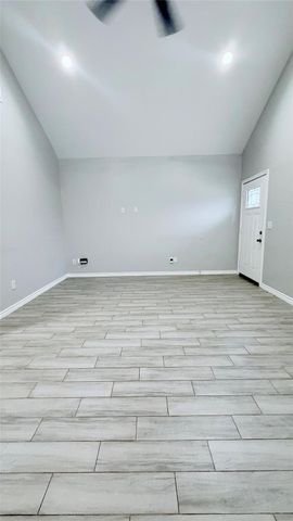 16918 W Hammon, Montgomery, TX 77316