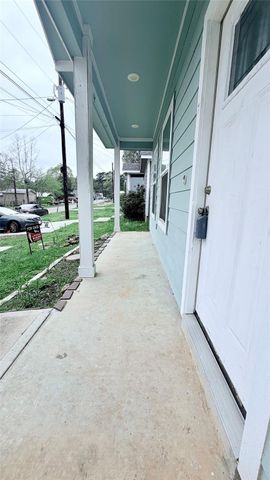 16918 W Hammon, Montgomery, TX 77316