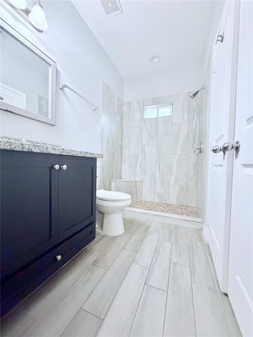 16918 W Hammon, Montgomery, TX 77316