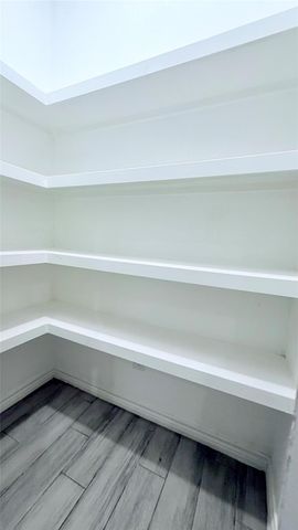 16918 W Hammon, Montgomery, TX 77316