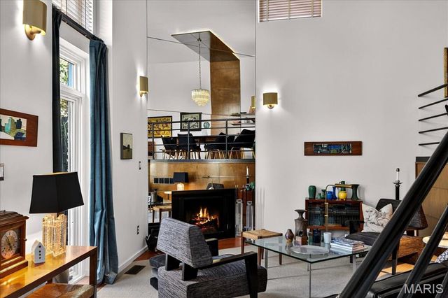 6 Benton Place, St Louis, MO 63104