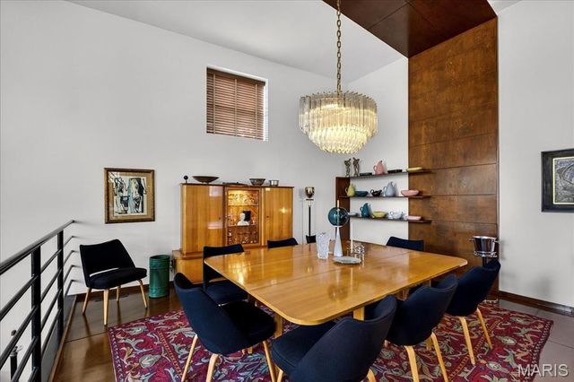 6 Benton Place, St Louis, MO 63104