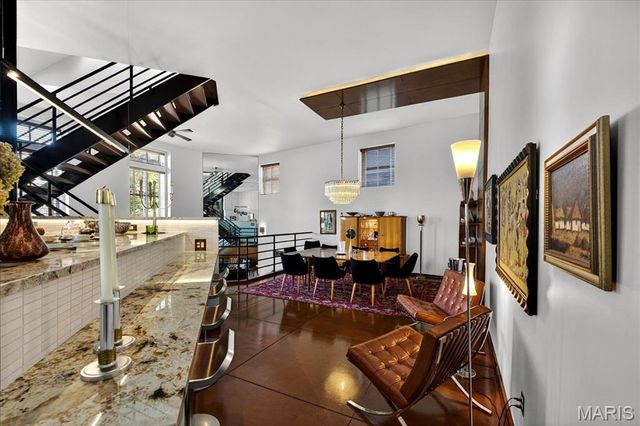 6 Benton Place, St Louis, MO 63104