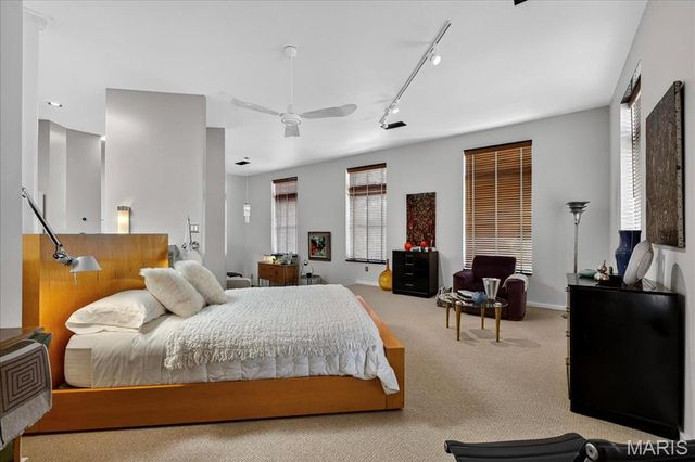 6 Benton Place, St Louis, MO 63104