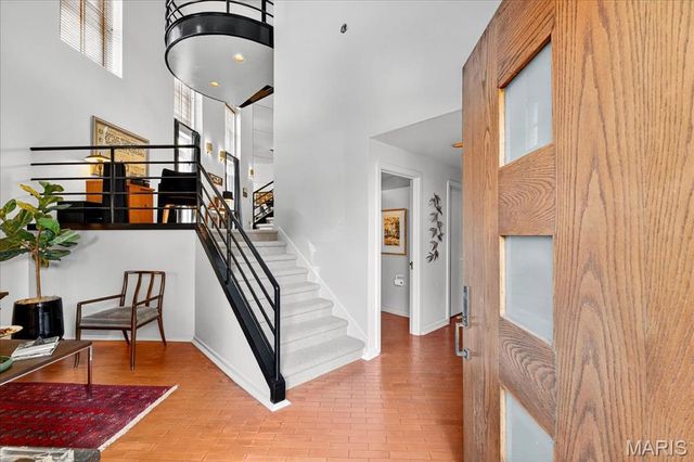 6 Benton Place, St Louis, MO 63104