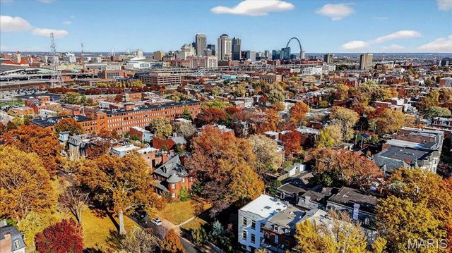 6 Benton Place, St Louis, MO 63104