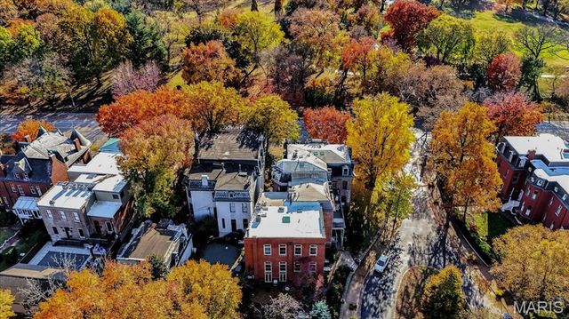 6 Benton Place, St Louis, MO 63104