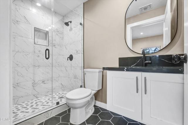 3933 Glenalbyn Drive, Los Angeles, CA 90065