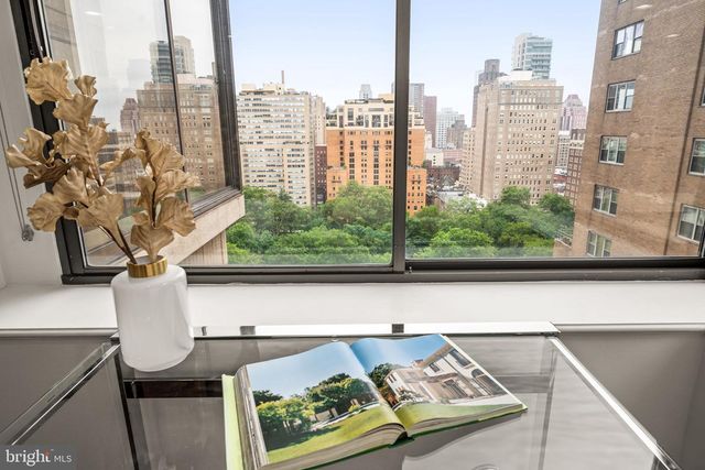 202-10 W RITTENHOUSE SQ #1809, Philadelphia, PA 19103