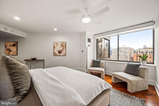 202-10 W RITTENHOUSE SQ #1809, Philadelphia, PA 19103