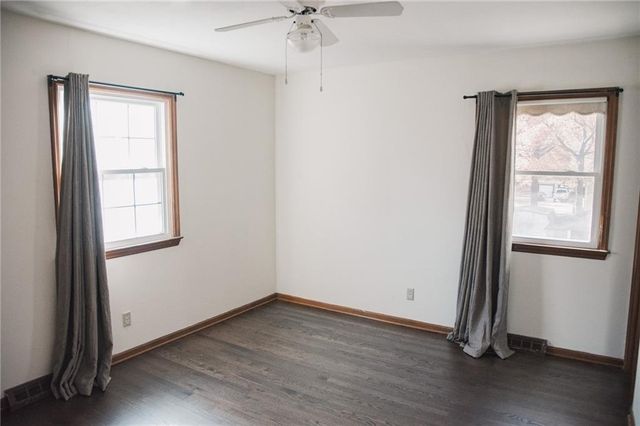 3804 S Drumm Avenue, Independence, MO 64055