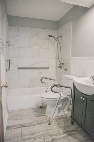 3804 S Drumm Avenue, Independence, MO 64055