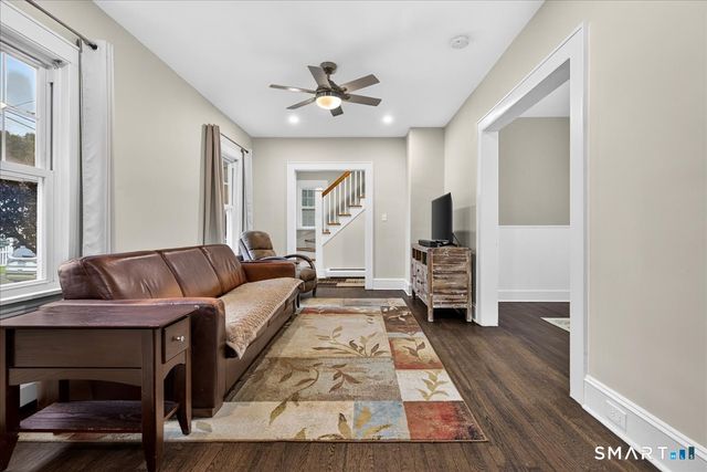 21 Hobson Avenue, Milford, CT 06460