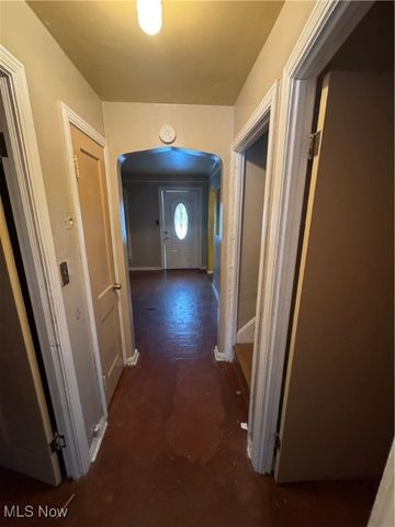 19309 Beverly Avenue, Maple Heights, OH 44137