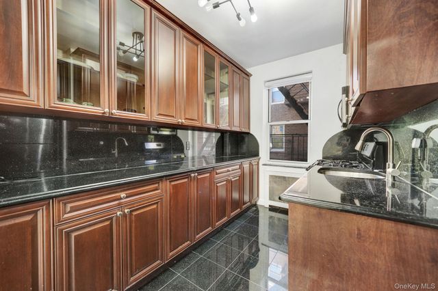 99-41 64th Avenue C16, Rego Park, NY 11374