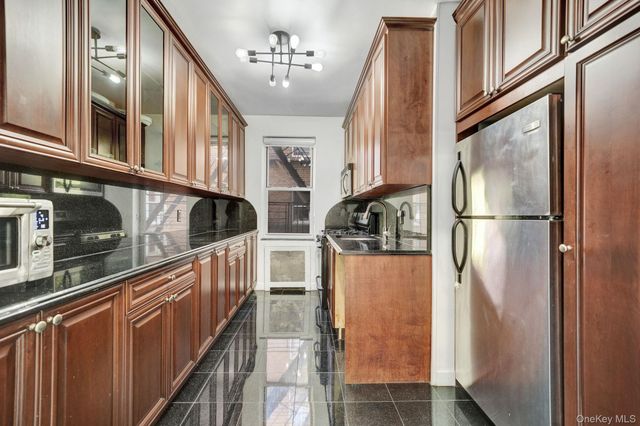 99-41 64th Avenue C16, Rego Park, NY 11374