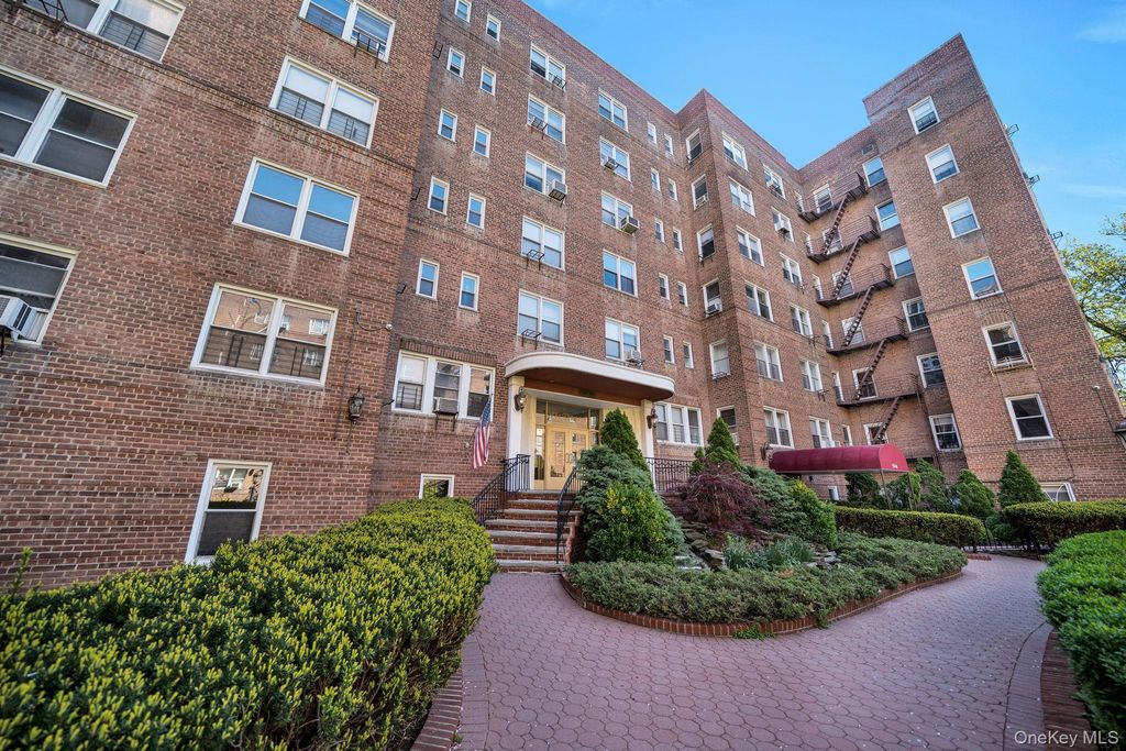99-41 64th Avenue C16, Rego Park, NY 11374