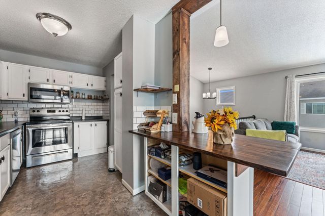 15817 Gooseberry Way, Apple Valley, MN 55124