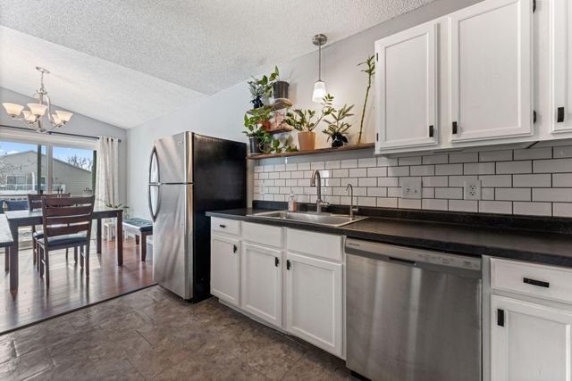 15817 Gooseberry Way, Apple Valley, MN 55124