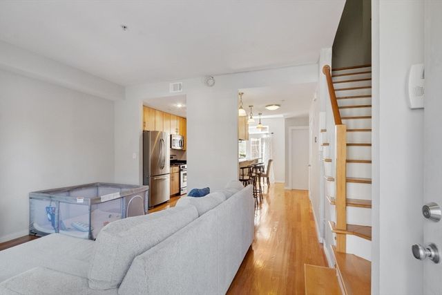 7 Lark Dr 202, Boston, MA 02126