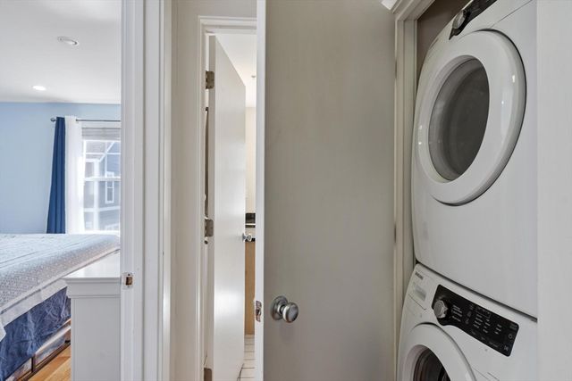 7 Lark Dr 202, Boston, MA 02126