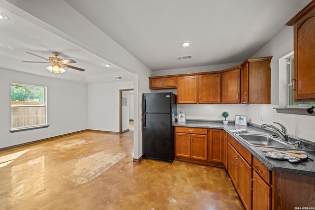 26202 Dancing Bear, San Antonio, TX 78260