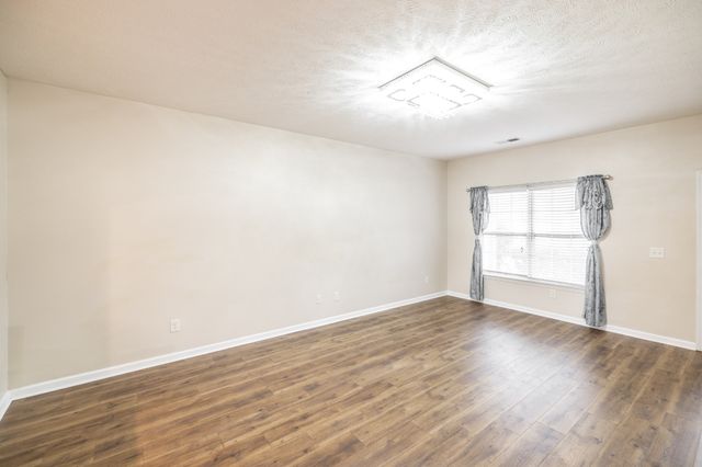 545 Callie Ave, Gallatin, TN 37066