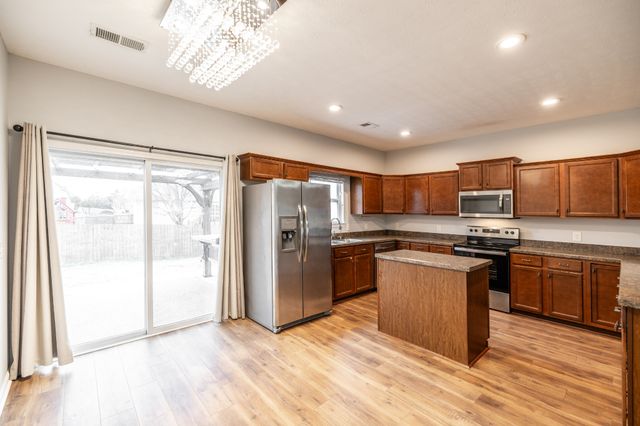 545 Callie Ave, Gallatin, TN 37066