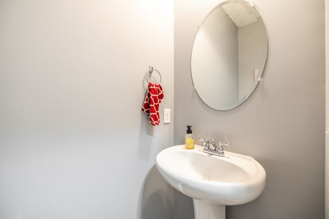 545 Callie Ave, Gallatin, TN 37066