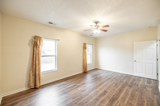 545 Callie Ave, Gallatin, TN 37066