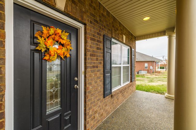 545 Callie Ave, Gallatin, TN 37066