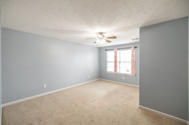 545 Callie Ave, Gallatin, TN 37066