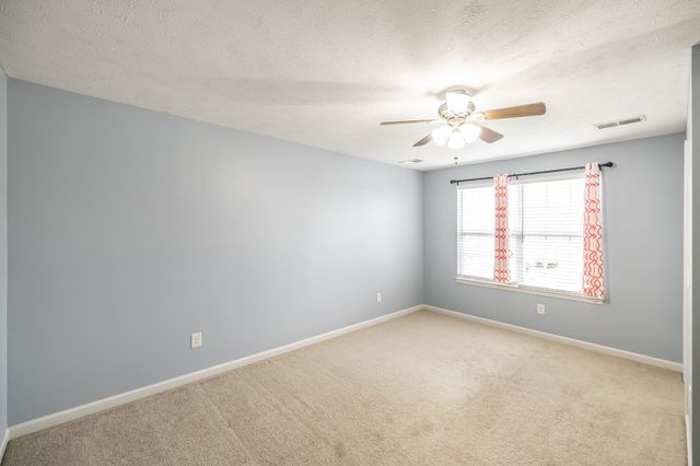 545 Callie Ave, Gallatin, TN 37066