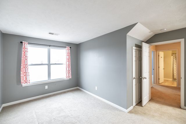 545 Callie Ave, Gallatin, TN 37066