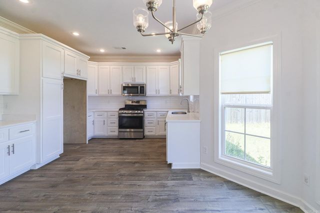 113 Hidden Creek Drive, Brookland, AR 72417