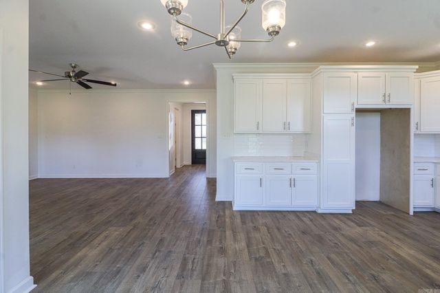 113 Hidden Creek Drive, Brookland, AR 72417