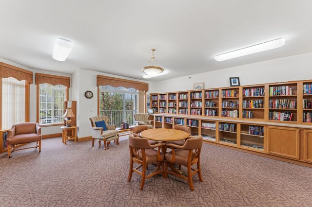 8200 W 33rd Street 302, Saint Louis Park, MN 55426