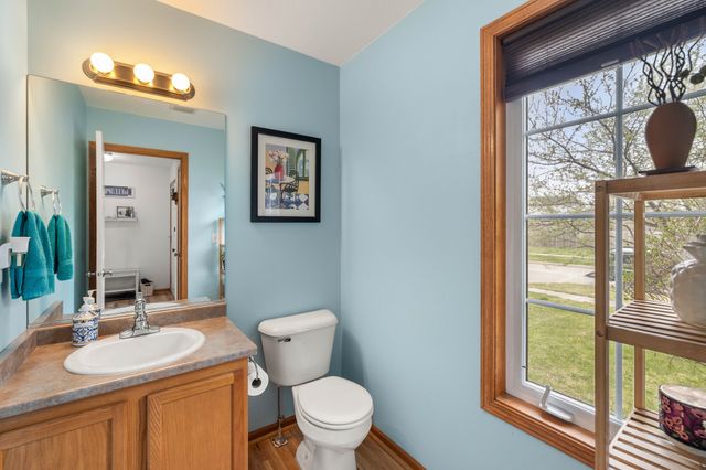 9414 Red Sunset Drive, West Des Moines, IA 50266
