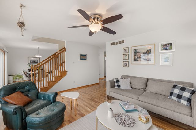 9414 Red Sunset Drive, West Des Moines, IA 50266