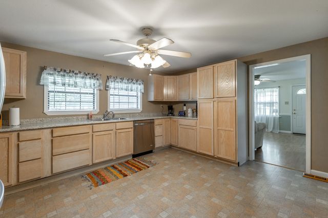96 Harmon Drive N, Dunlap, TN 37327