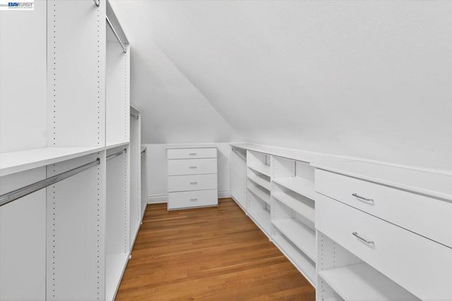 2214 2214 Clinton Ave, Alameda, CA 94501