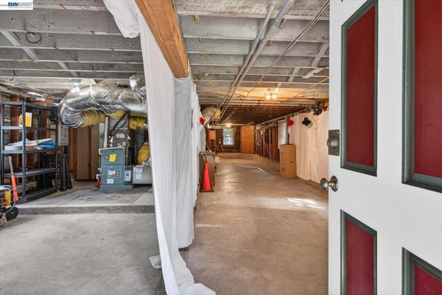 2214 2214 Clinton Ave, Alameda, CA 94501