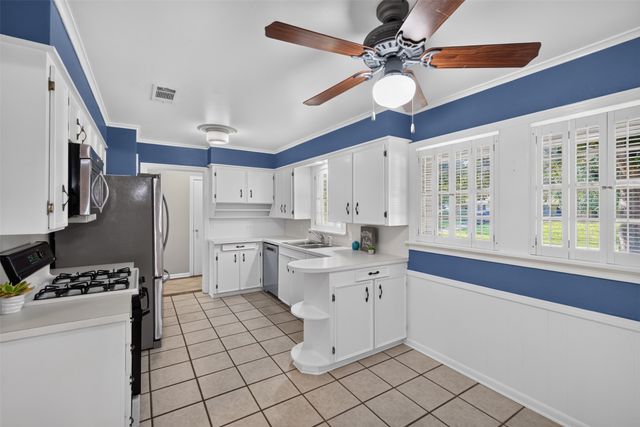 160 Carroll Street, Shreveport, LA 71105